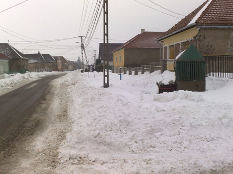 20100202596.jpg