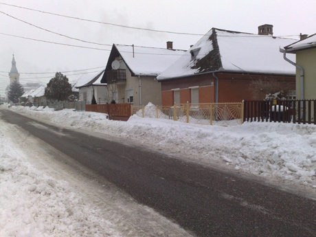 20100202597.jpg