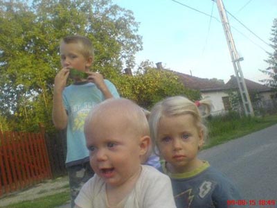 Bana �kos, Czipoth Arnold Kriszti�n, Hauser Vivie.jpg
