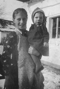 Deutsch Eta, Zsuza testv�rek 1943 k..jpg
