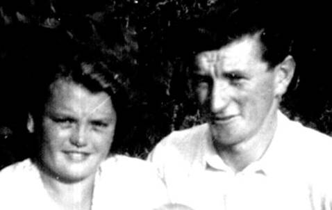 Frei Katalin s Deutsch Istvn a zldben 1955.JPG