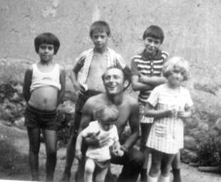 1975.jpg