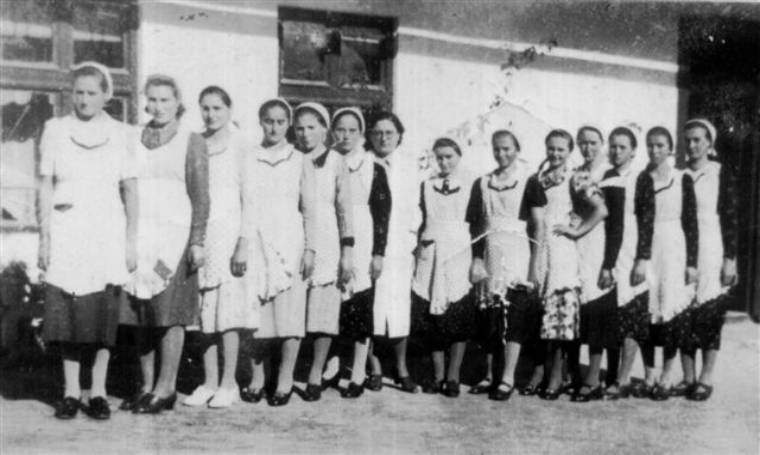 Fztanfolyam rsztvevi 1946