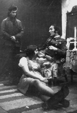 Falusi verebek, 1974 Rk Pter, Velti Magdi, Burger Gbor.jpg