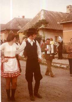 Szreti felvonuls 1976.jpg