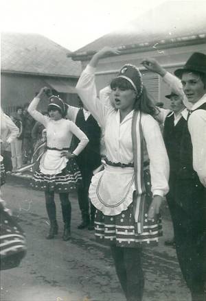 Szreti felvonuls 1980 krl (6).jpg