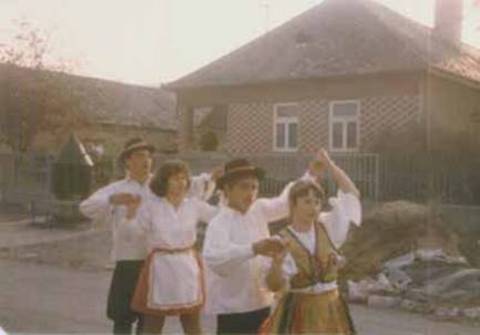 Szreti felvonuls 1982.jpg