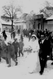 Eskvi menet hazafel.jpg