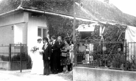 Burger Marika lakodalmi menete indul.jpg