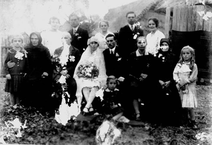 1931 Vinkler Antal Schmiedt Katalin eskv kisebb.jpg