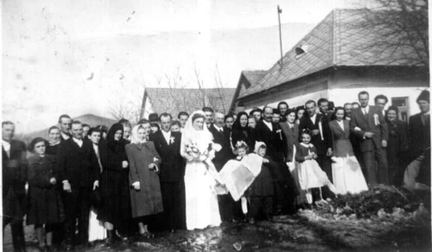 Blces Magda lakodalmi csoportkp.jpg