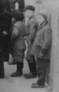 Gyerekek eskvnzben 1964..jpg