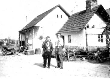 Karajz udvar, gazdasgi pletek