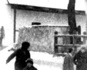 Csikkesk kfal az utca fel 1964.JPG