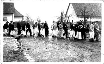 Lakodalmi menet caplat a srban,  Nn Zsuzsa eskvje.jpg
