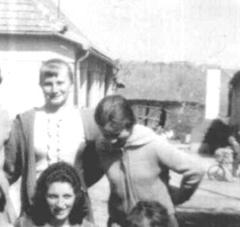 Csr s kemence Burger gik udvarban 1960-as vek.JPG
