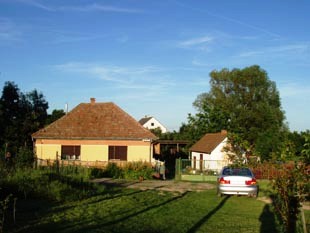 2009 jn Tanyai hzak Czilli Mrton.jpg